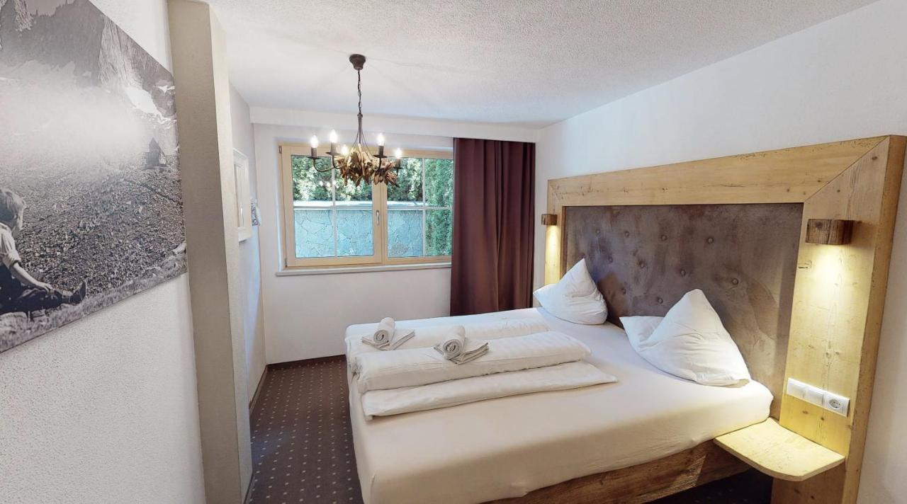 Appartements "Da Zillertaler Und Die Geigerin" Mayrhofen Buitenkant foto
