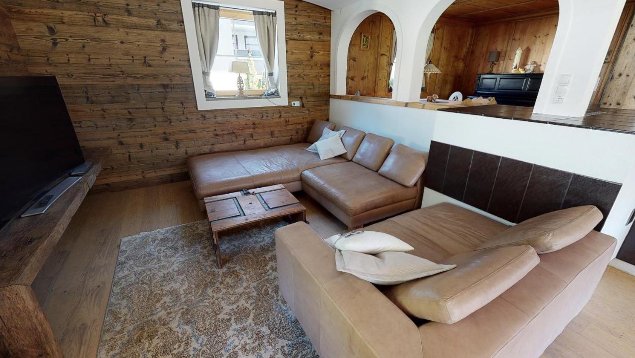 Appartements "Da Zillertaler Und Die Geigerin" Mayrhofen Buitenkant foto