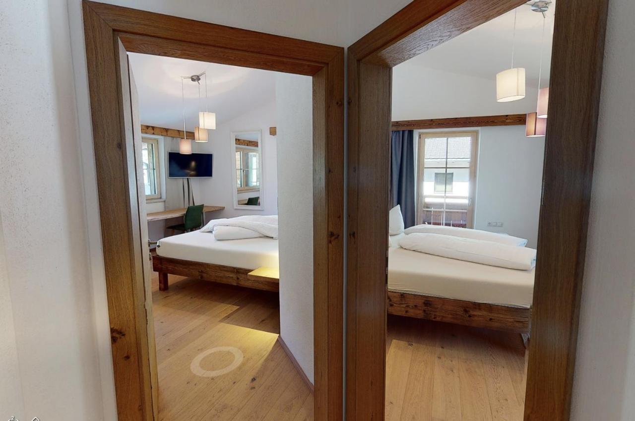 Appartements "Da Zillertaler Und Die Geigerin" Mayrhofen Buitenkant foto