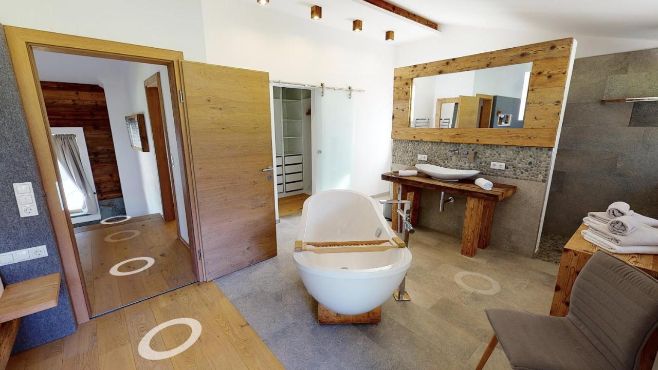 Appartements "Da Zillertaler Und Die Geigerin" Mayrhofen Buitenkant foto
