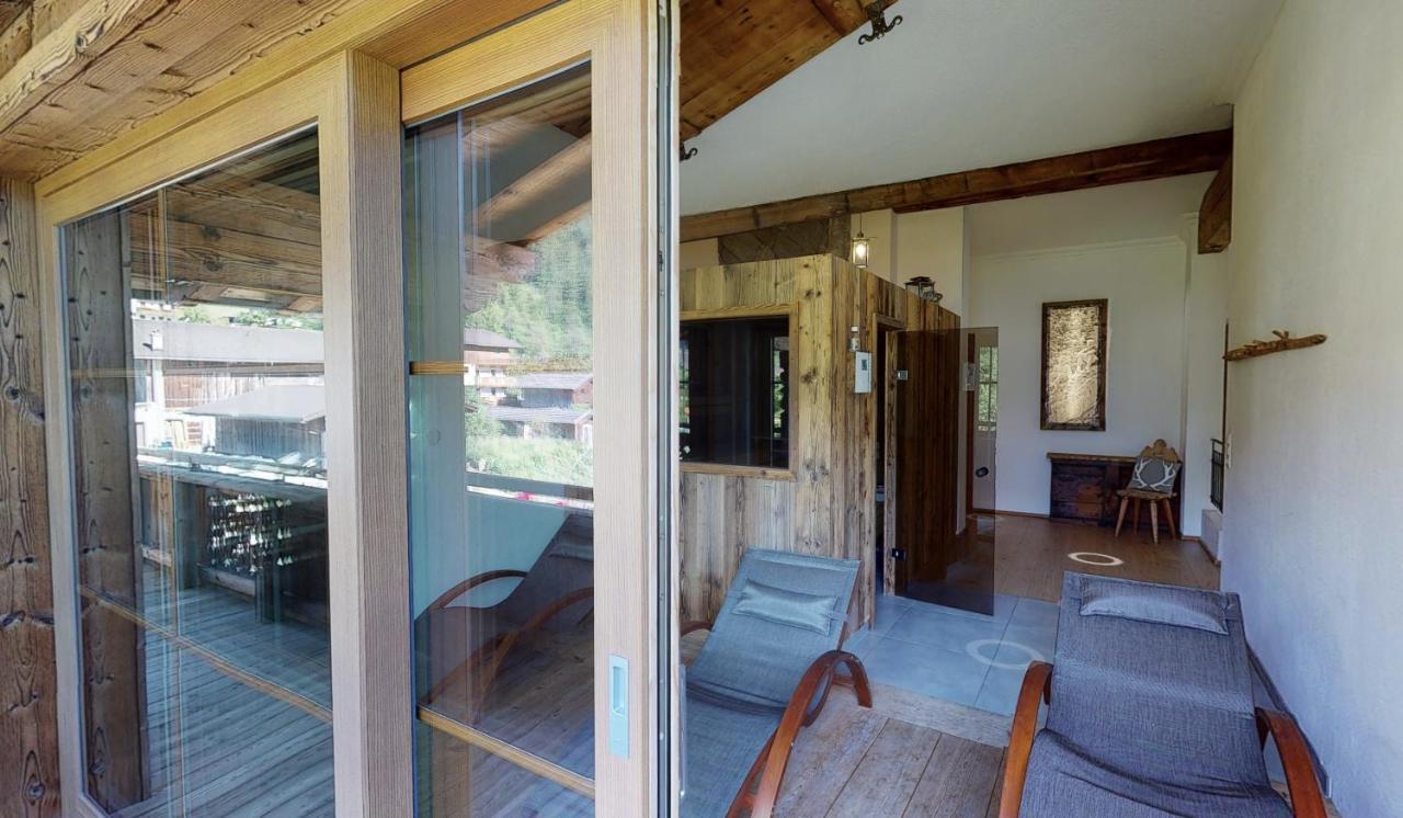 Appartements "Da Zillertaler Und Die Geigerin" Mayrhofen Buitenkant foto