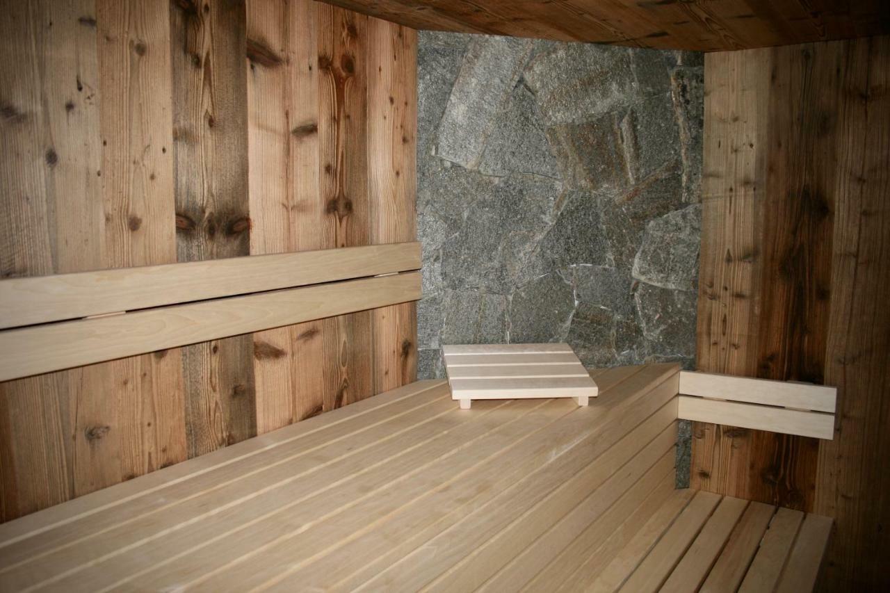 Appartements "Da Zillertaler Und Die Geigerin" Mayrhofen Buitenkant foto