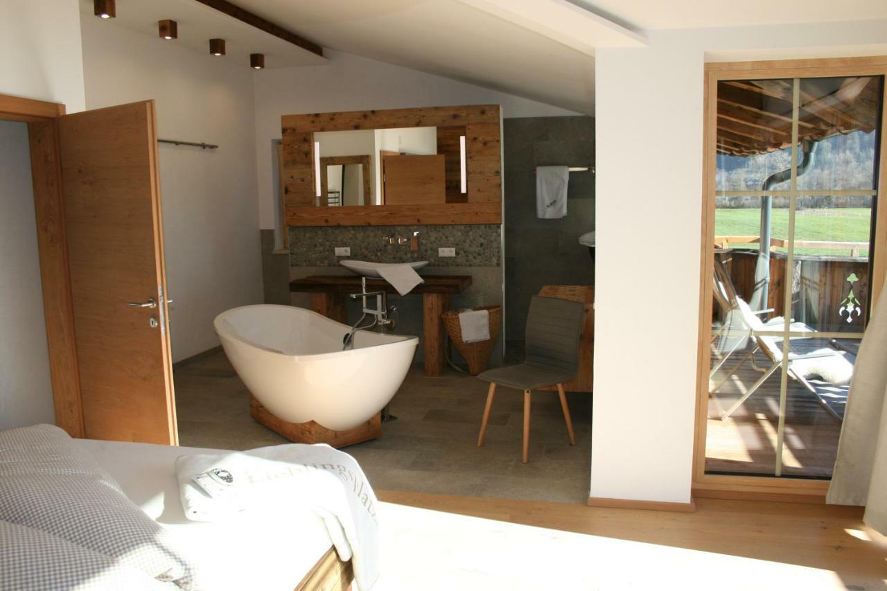Appartements "Da Zillertaler Und Die Geigerin" Mayrhofen Buitenkant foto
