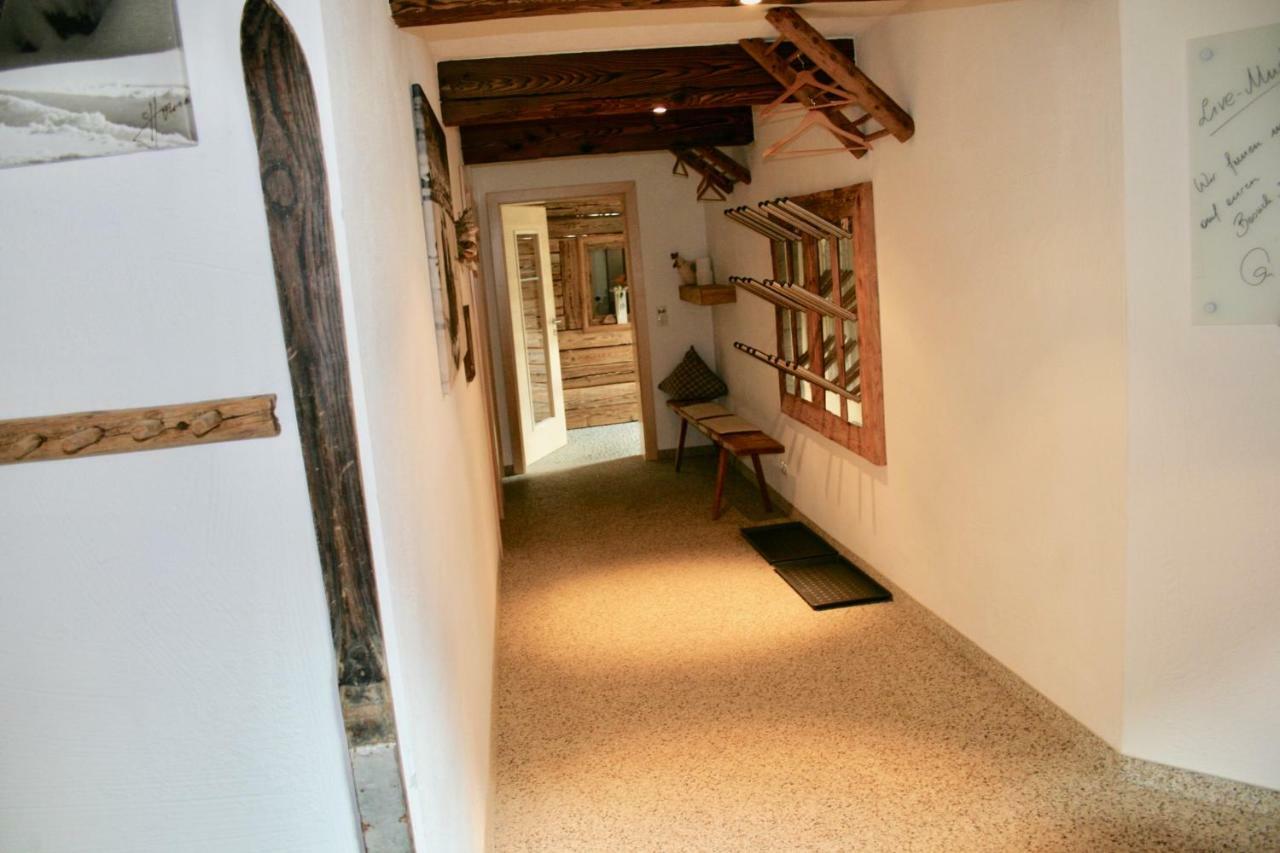 Appartements "Da Zillertaler Und Die Geigerin" Mayrhofen Buitenkant foto